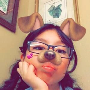 Meet your Posher, Itzel